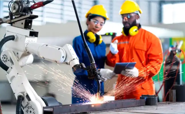 Tendências na automação industrial: Entenda o processo 11 Tendências em automação industrial: como a tecnologia está otimizando os processos