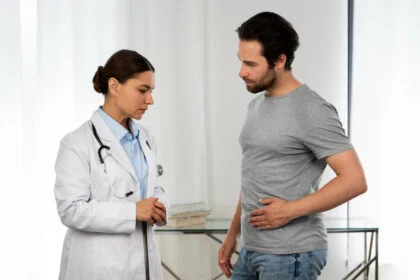 Coloproctologista